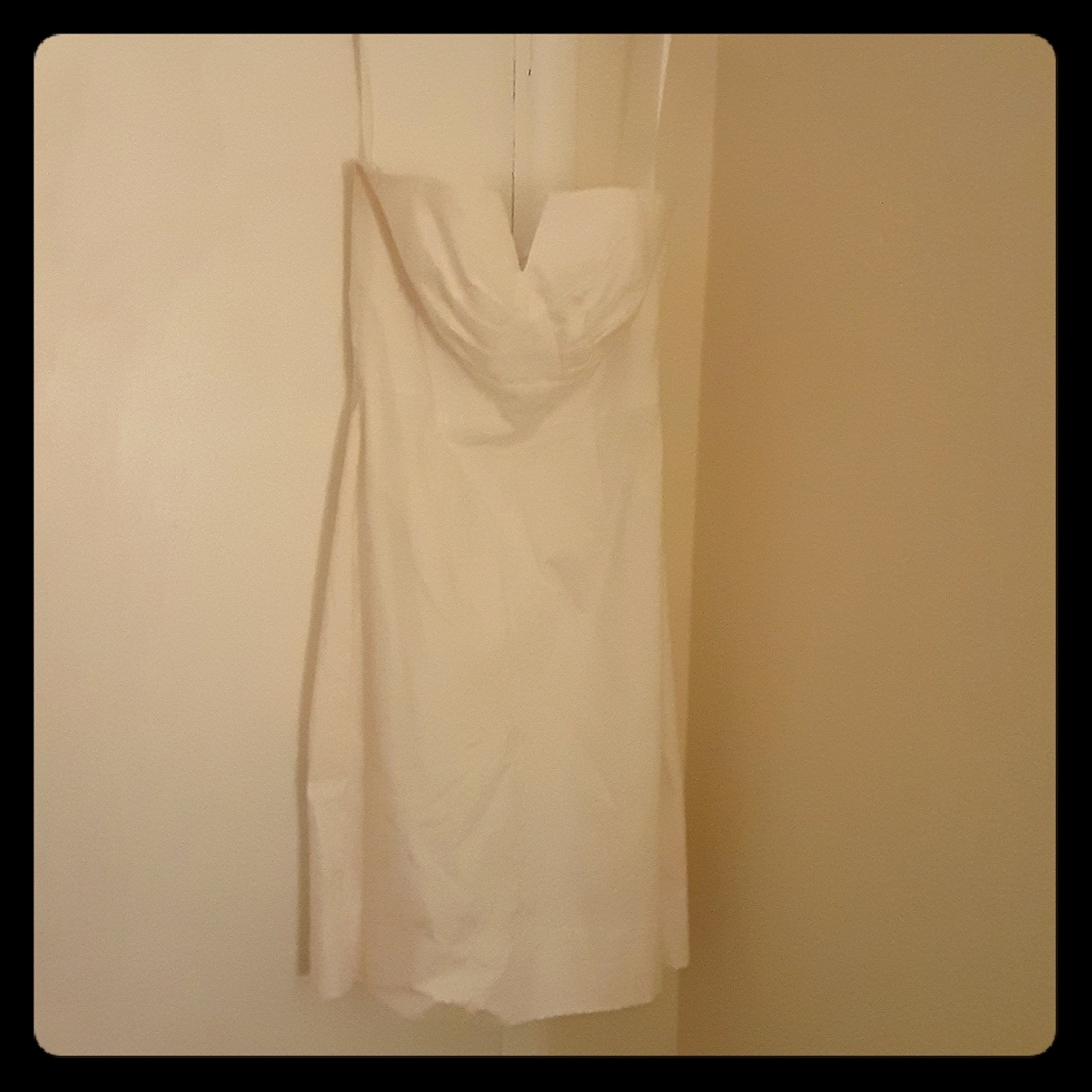 WH/BM strapless white mini dress. Trés chic.